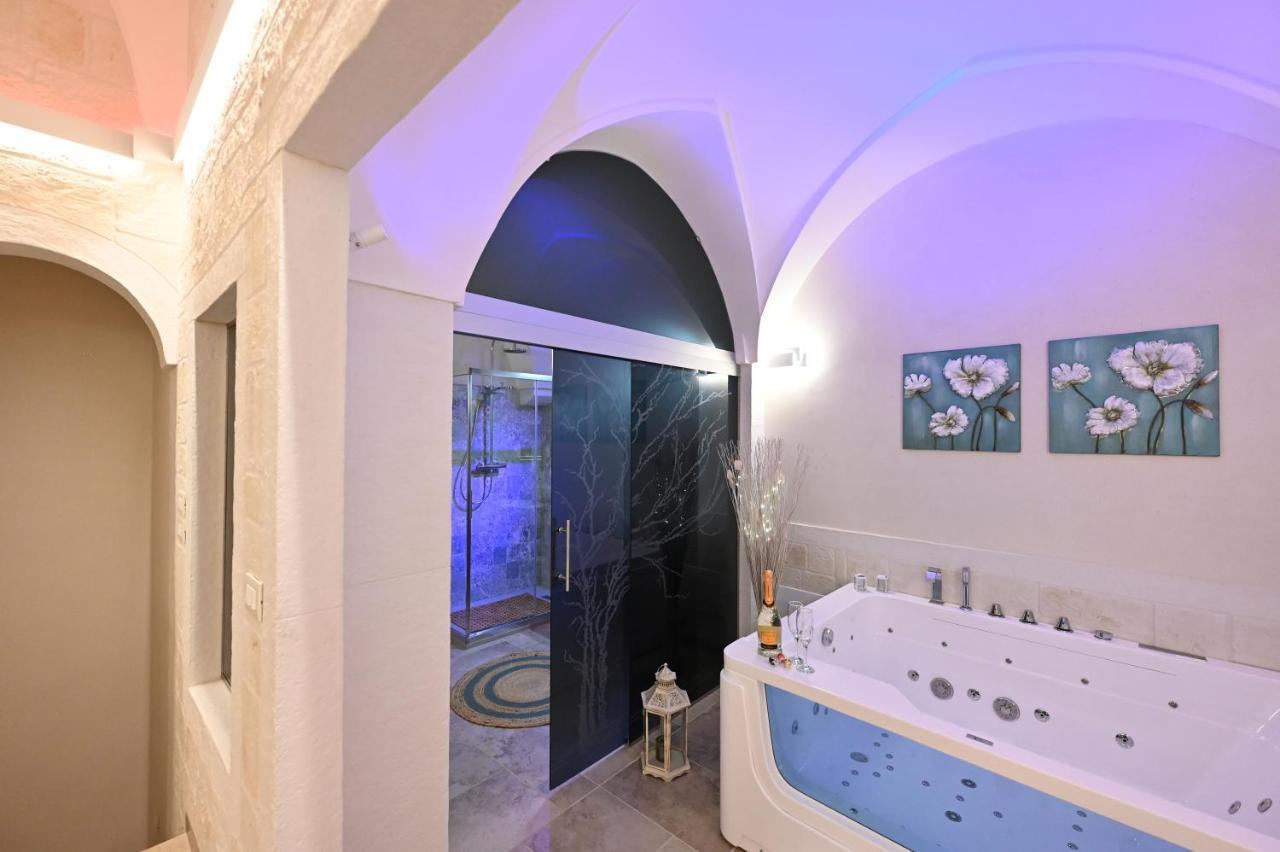 Suite Laurel Spa Con Idromassaggio Fasano Exterior photo
