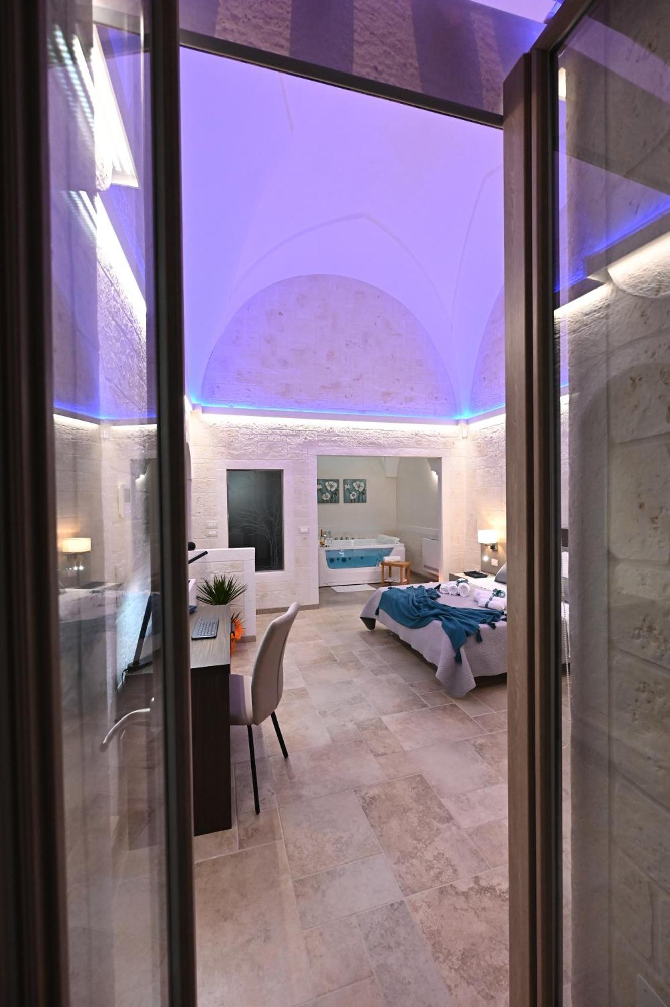 Suite Laurel Spa Con Idromassaggio Fasano Exterior photo